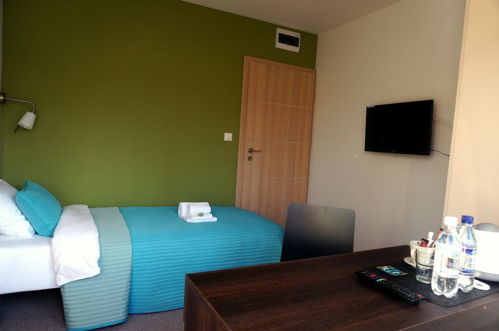 Villa Modlin Airport Nowy Dwór Mazowiecki 객실 사진
