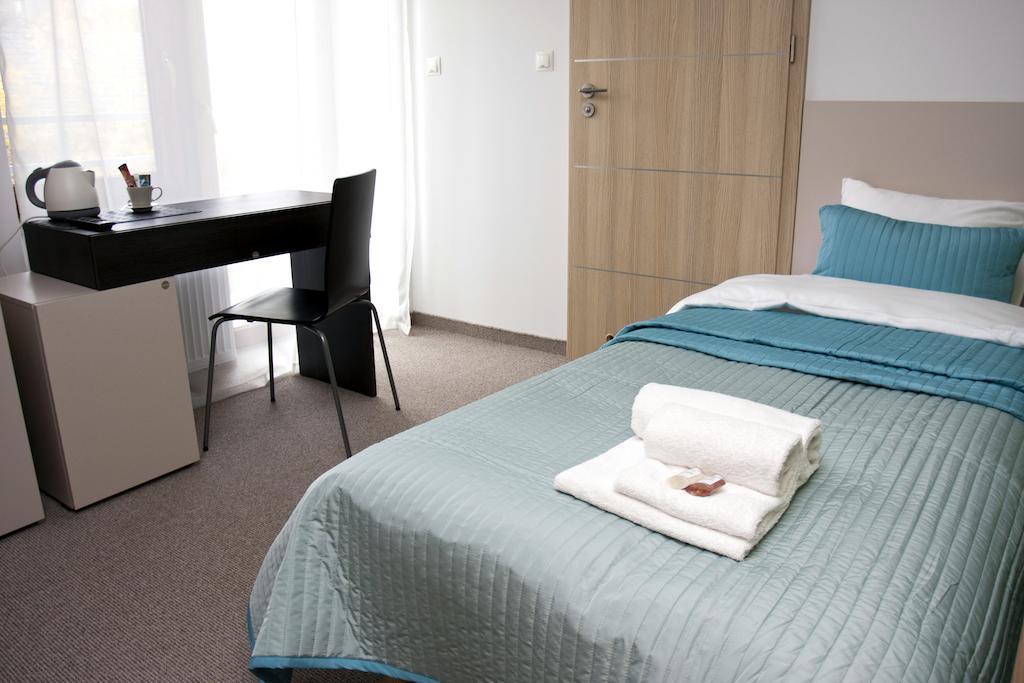 Villa Modlin Airport Nowy Dwór Mazowiecki 객실 사진